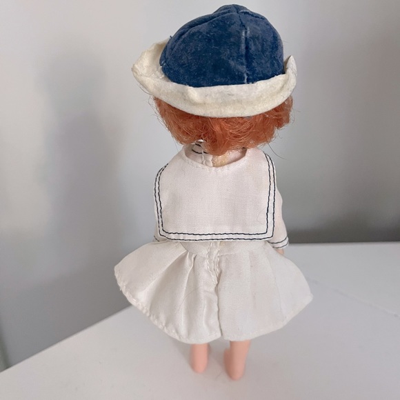 Little Orphan Annie Doll by Knickerbocker. 1980s. Collectable Vintage Retro toy - Picture 3 of 3